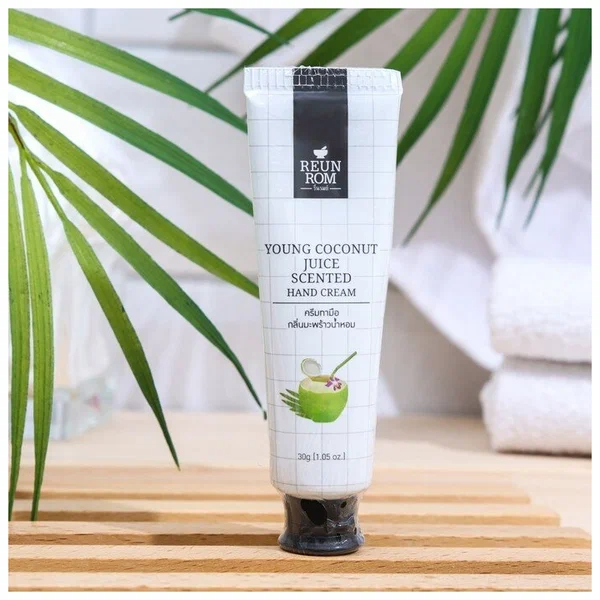 Крем для рук из Таиланда «Молодой кокос» от Reunrom