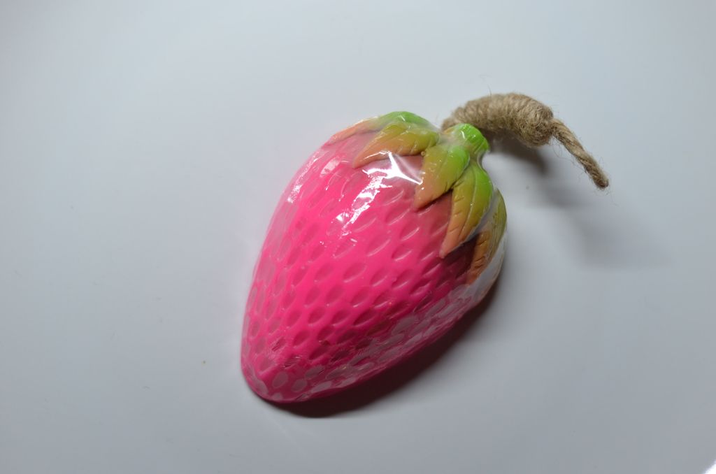 Натуральное Тайское Фруктовое мыло Клубника из Тайланда Tropicana купить в Москве и Московской области.